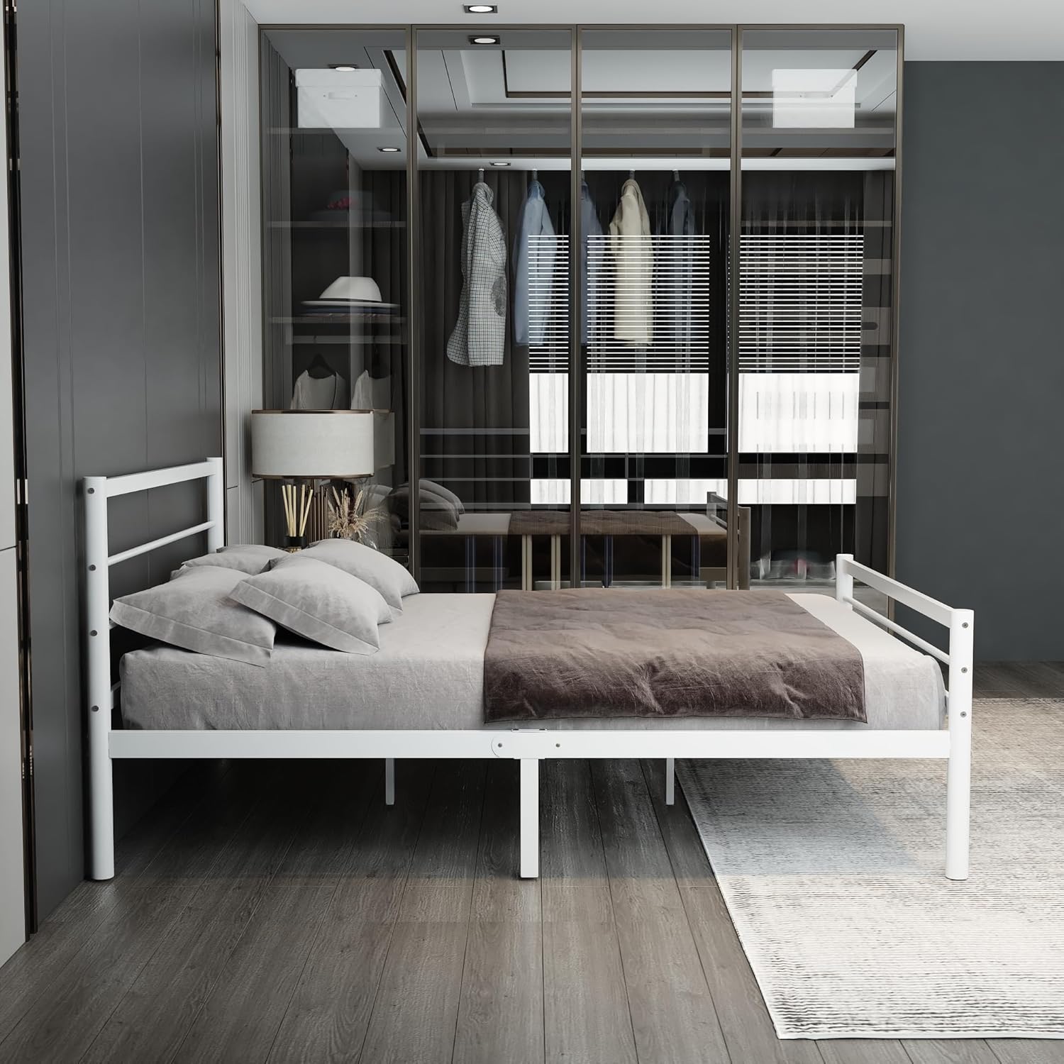 Chester 4ft6 Double White Bed Bottom View